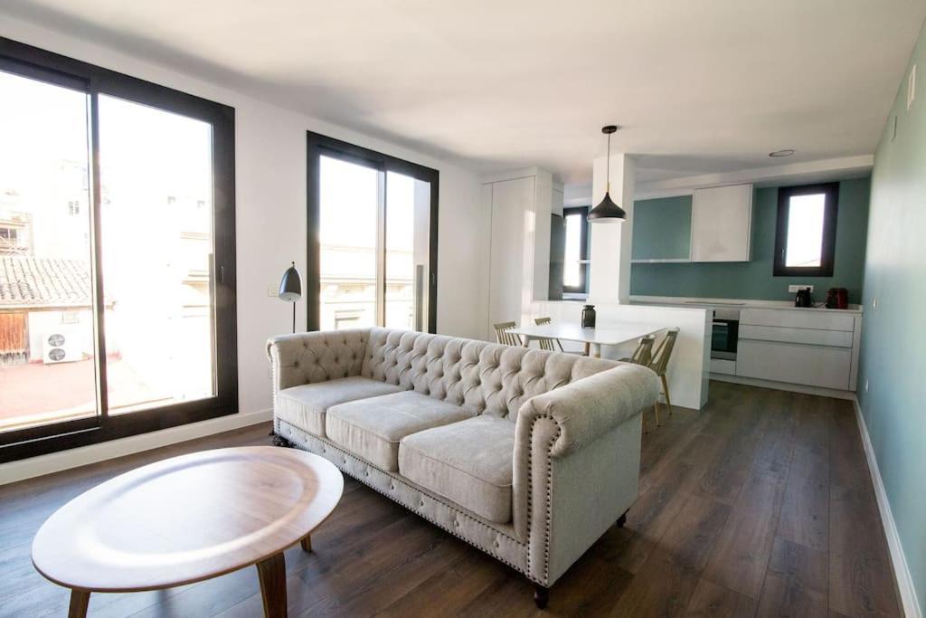 Ferienwohnung 3-2 Apartamento De Diseno En El Centro De Reus Exterior foto