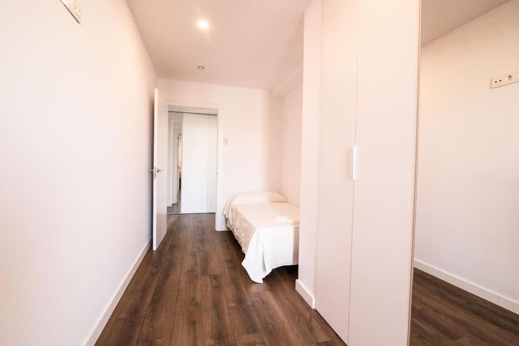 Ferienwohnung 3-2 Apartamento De Diseno En El Centro De Reus Exterior foto